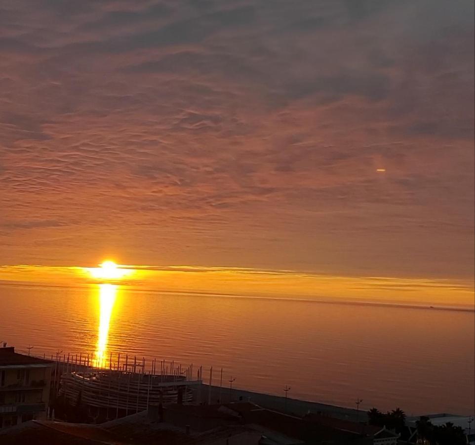 باتومي Luxury Sea View Orbi City المظهر الخارجي الصورة